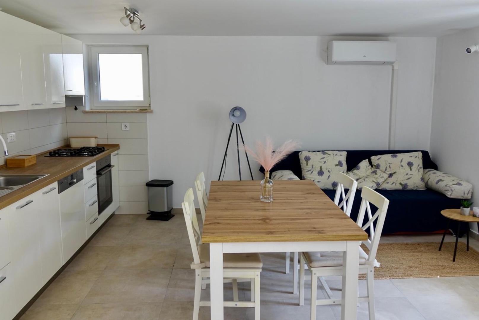 Apartment Luce Porec Bagian luar foto