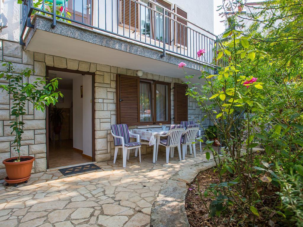 Apartment Luce Porec Bagian luar foto